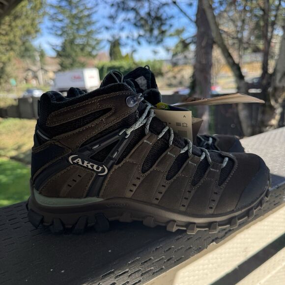 AKU 714 Alterra Lite Mid GTX W3 Men’s 5 Women’s 7 13623e22 Brown Blue Boots New‎ - Picture 1 of 11